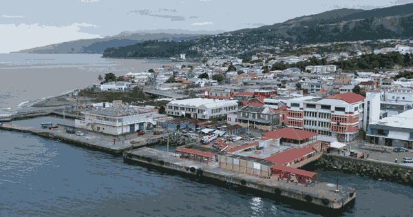 dominica-page